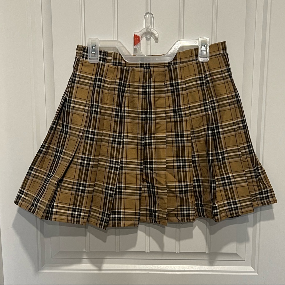 Brown plaid skirt size M